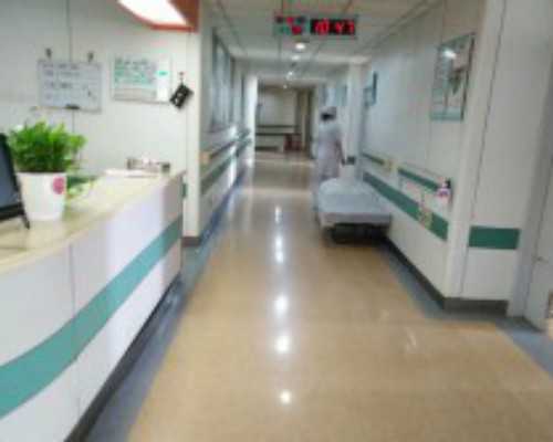 压滤机入料泵_Nude on a Chaise Longue