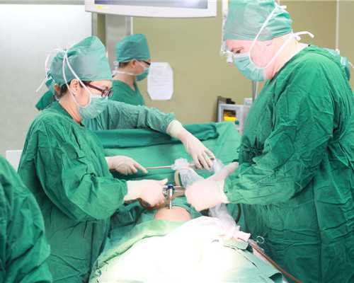 香港验血是怀孕多少天,高龄产妇曾怀畸形胎儿后引产，昆明市妇幼保健院成功