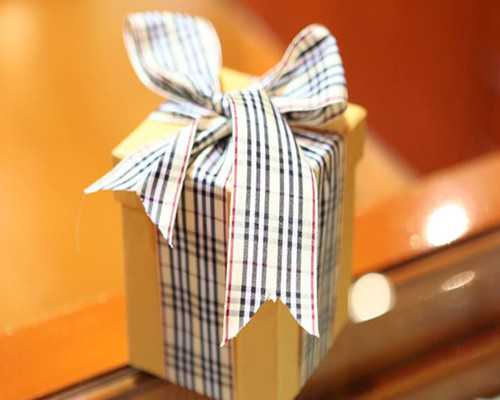 香港验血邮寄怎么抽血,香港验血查男女有没有翻盘的_查性别是真的还是假的