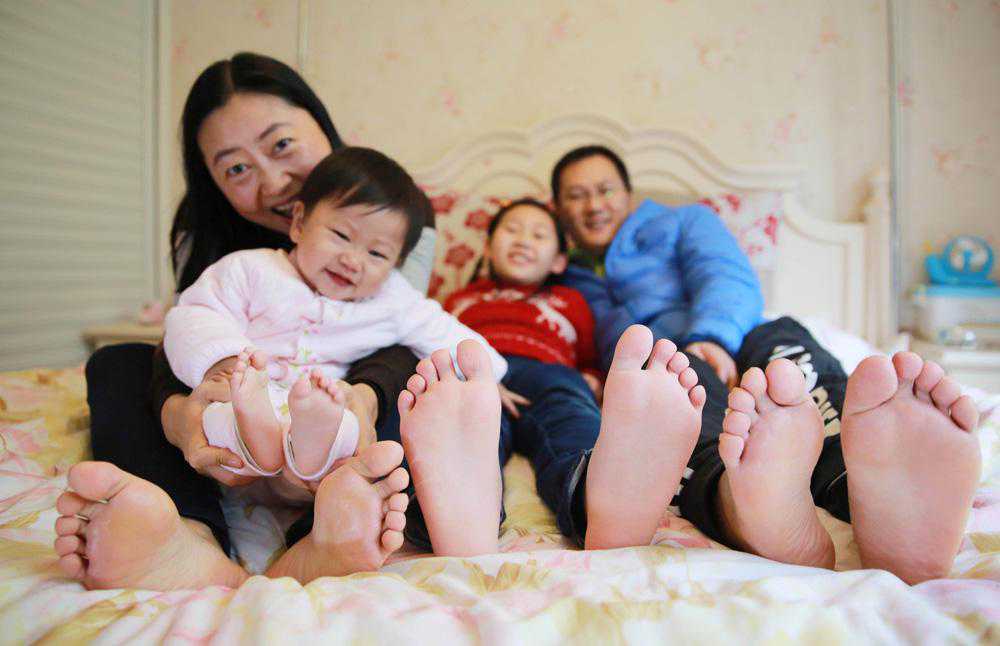 香港验血 dna孕囊多大,助孕咨询：在上海公立医院可以做第三代试管婴儿生双胞